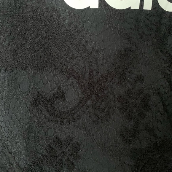 Adidas crew neck sweater. - Picture 3 of 4